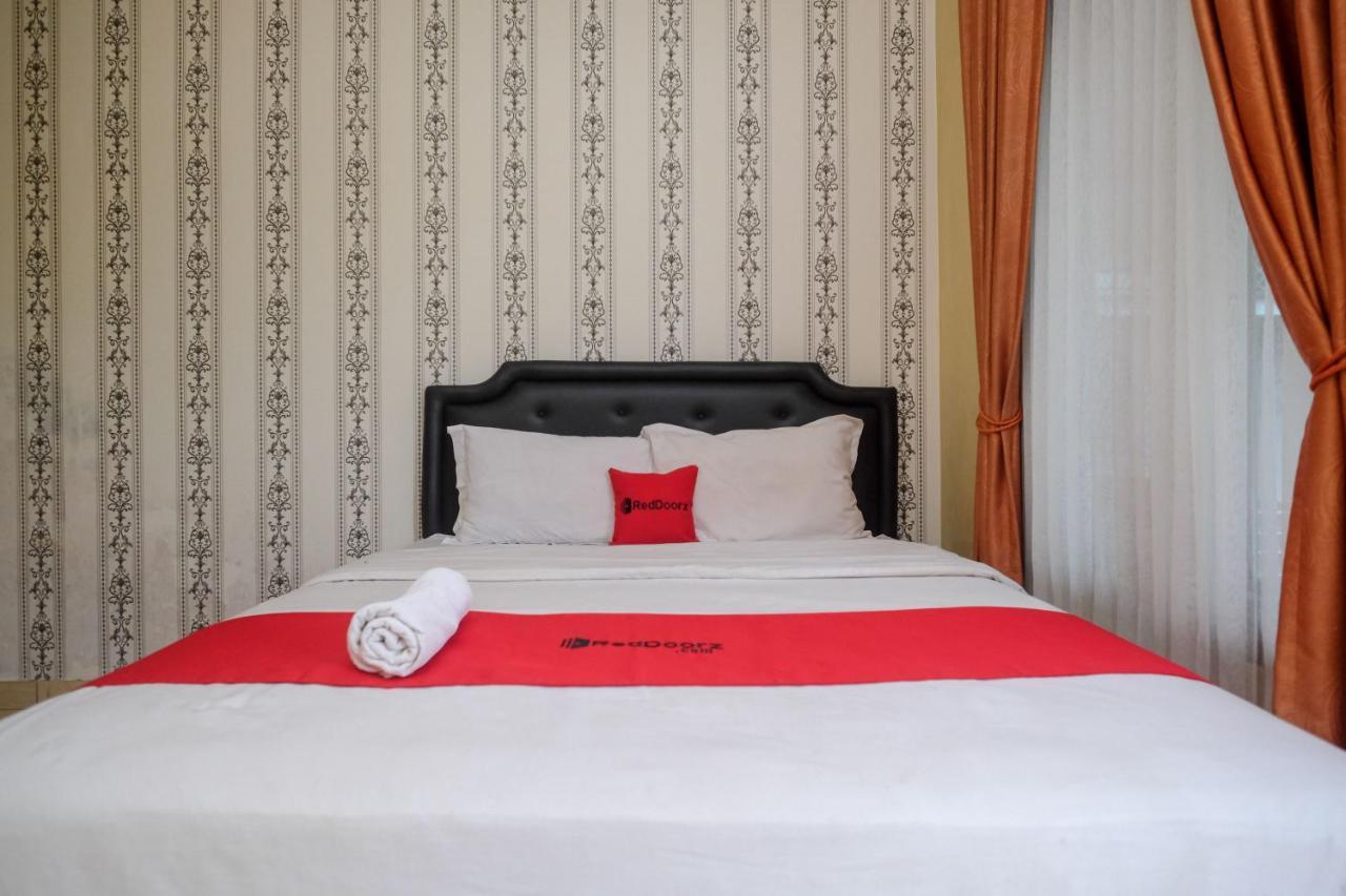 Hotel Reddoorz At Paris Ocean Parangtritis Zewnętrze zdjęcie